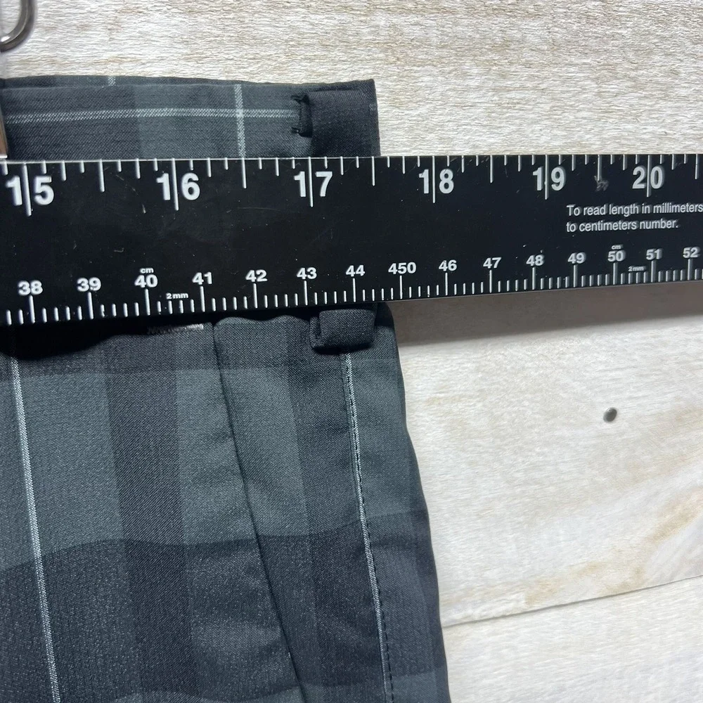Nike Golf Tour‎ Permormance Dri Fit Pants Mens 35x30 Gray Plaid Straight Preppy